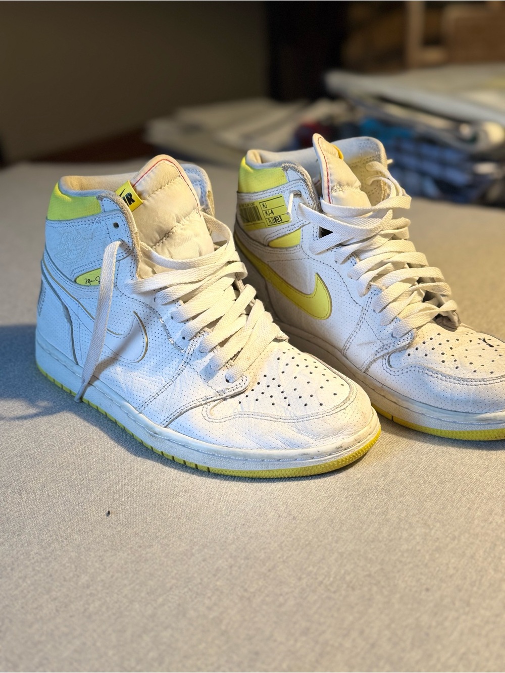 NIKE AIR JORDAN 1 Retro OG first class flight